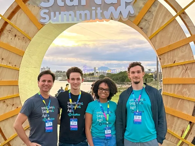 Time Digiliza no Startup Summit