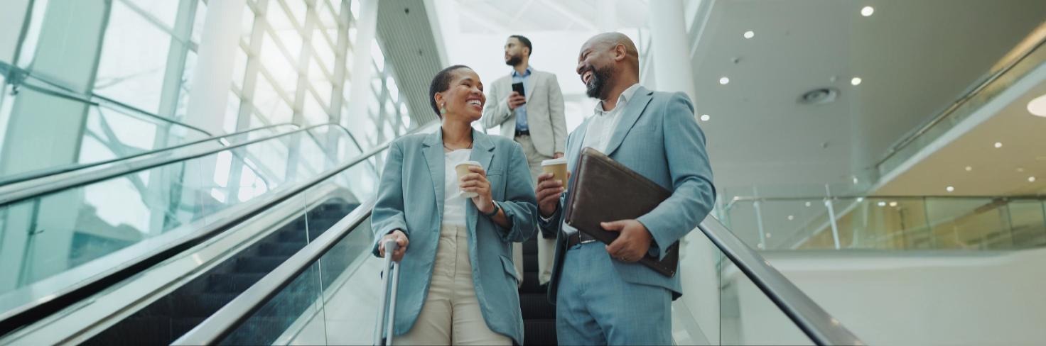 Profissionais discutindo sobre o IR 2025